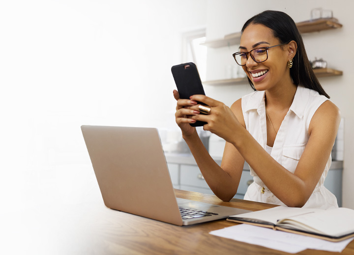 woman-phone-laptop
